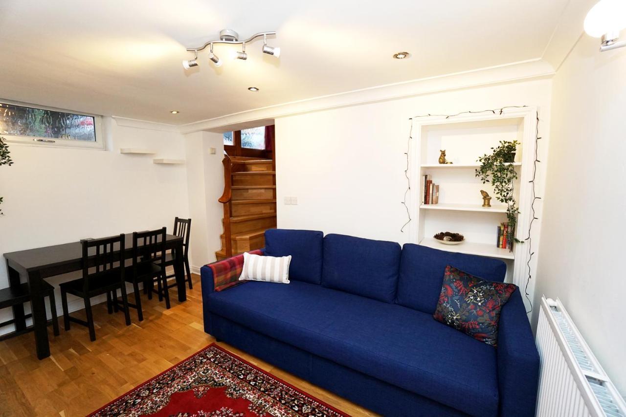 Cozy Retreat By Aresti Hotels 런던 외부 사진